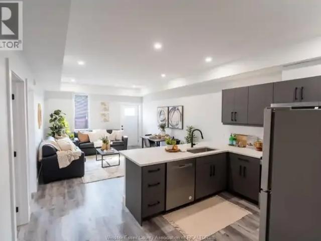 Apartment 3 Bedroom For Rent Windsor ON 2250 ES103958872