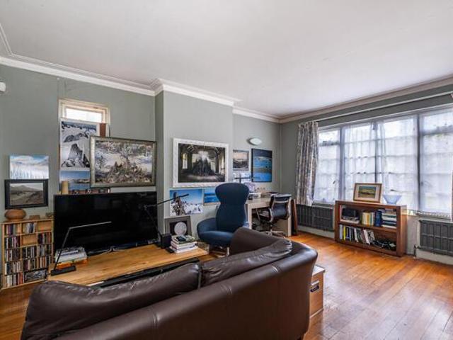 Apartment 3 Bedroom For Sale London Greater London 640000 ES101119325