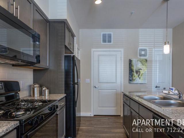apartment 3 bedroom, Houston TX 77048 DLS77324491