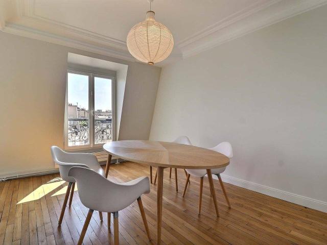 Apartment 3 bedrooms 103m²