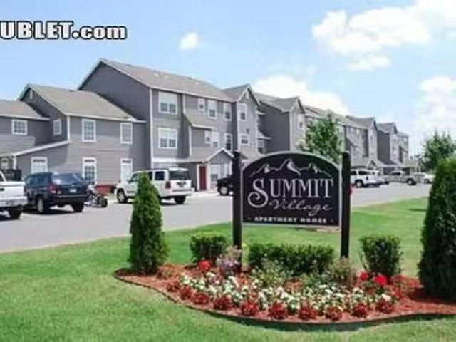 Apartment 3 bedrooms in Lawton
