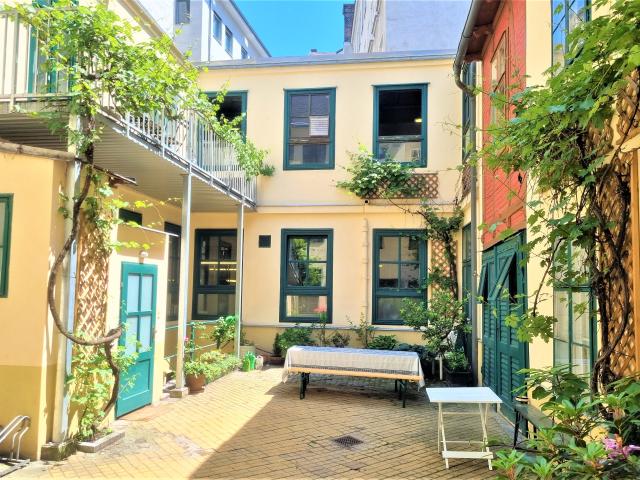 Apartment 3: Bright & Relaxed Viennese Apartment with Pianoashionable suite Wien