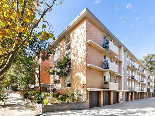 apartment 10/22 Rockley Road, South Yarra