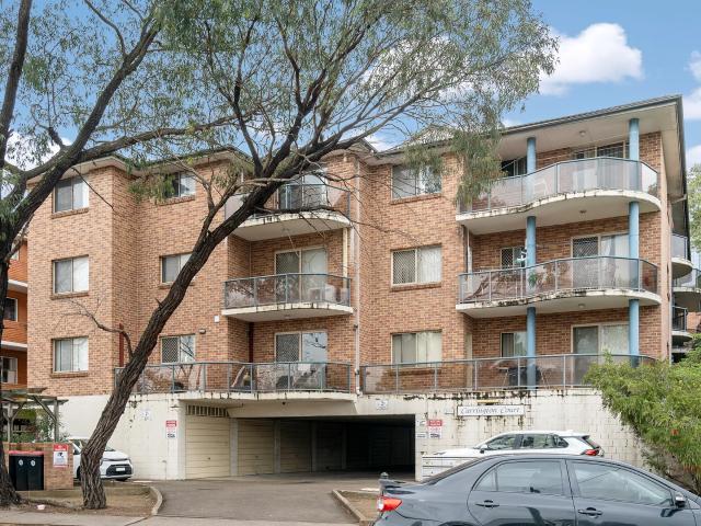 apartment 11/24 26 Lansdowne Street, Parramatta