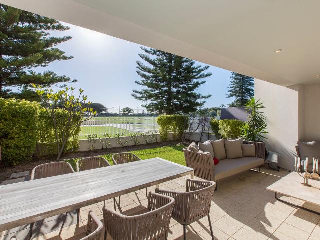 apartment 126B Broome Street, Cottesloe