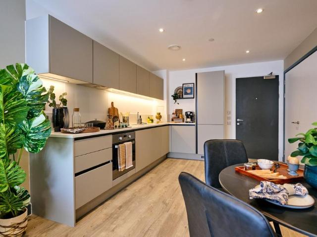 Apartment 122, The Barnum, 23 Queens. 2 bed apartment to rent £1,375 pcm £317 pw
