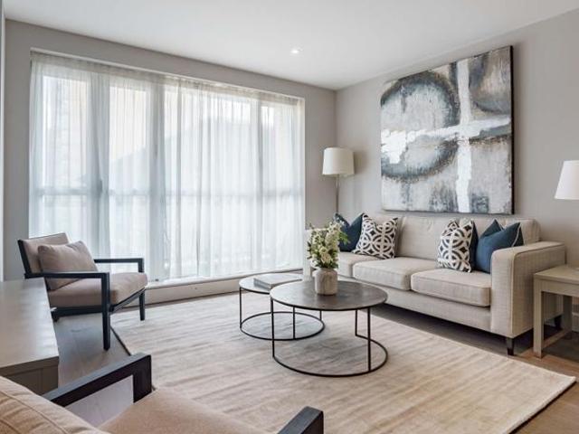 Apartment 12a, 39, Westferry Circus E14 1 bed apartment to rent £2,645 pcm £610 pw
