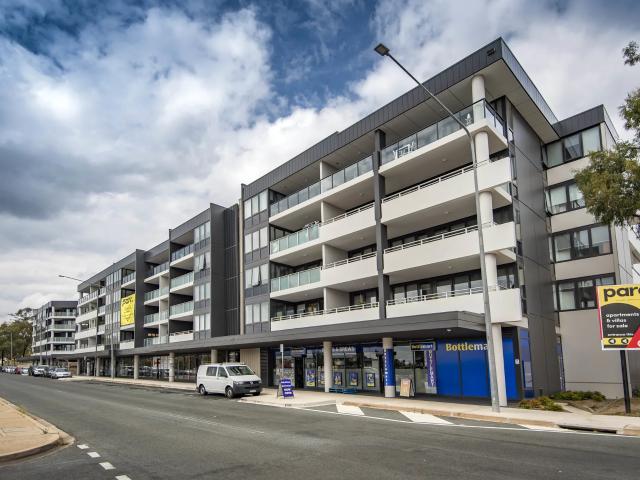 apartment 13/2 Henshall Way, Macquarie