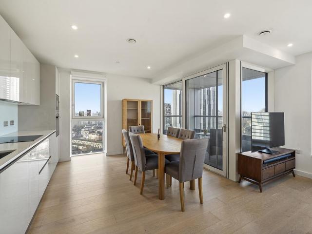 Apartment 1804, Hurlock Heights, 4. 2 bed apartment to rent £3,600 pcm £831 pw
