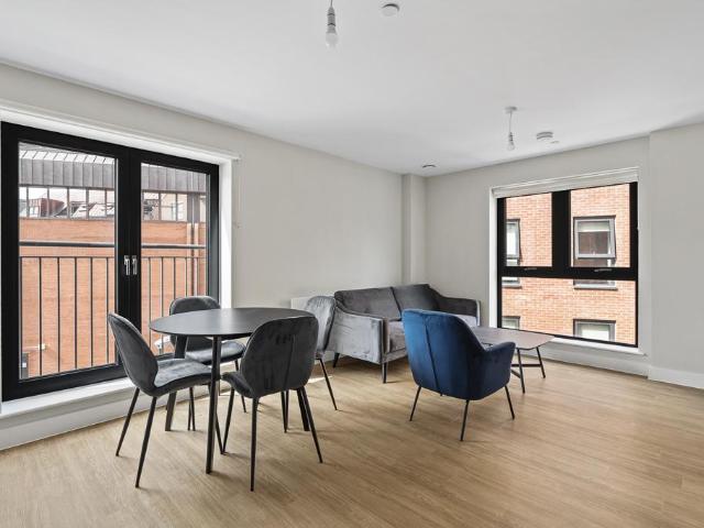 Apartment 18, Cable House, 2 Echo. 2 bed apartment to rent £1,775 pcm £410 pw