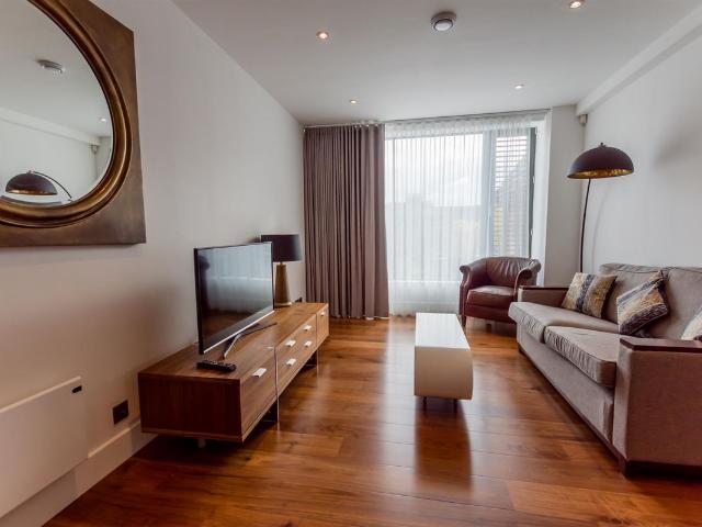 Apartment 19 Castle Chambers, Clifford Street, York YO1, 2 bed flat to rent, £1,750 pcm | PrimeLocation