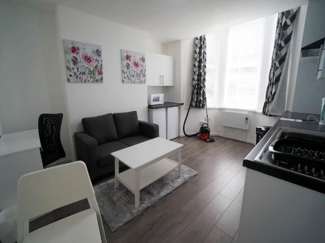 Apartment 1 55 High Street