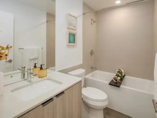Apartment 1.5 Bedroom For Rent Coquitlam BC 2295 ES103594153