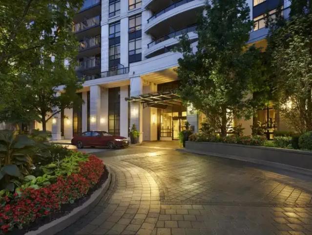 Apartment 1.5 Bedroom For Rent North York ON 2575 ES103694079