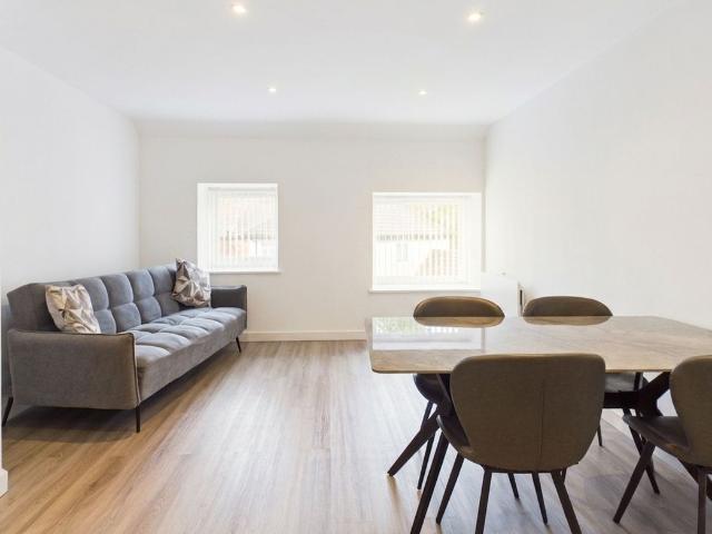 Apartment 1 Bedroom, Bidston Road, Liverpool L4, 1 bed flat to rent, £950 pcm | PrimeLocation