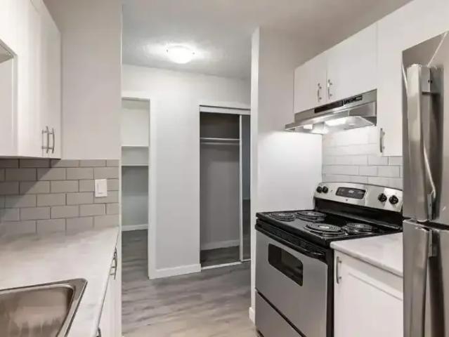 Apartment 1 Bedroom For Rent Medicine Hat AB 1110 ES104971946