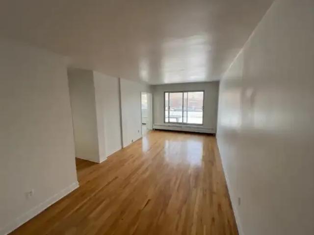 Apartment 1 Bedroom For Rent Montreal QC 1190 ES105135404