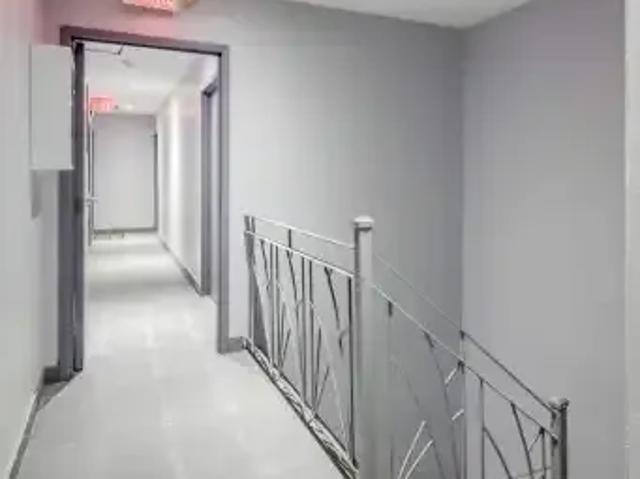 Apartment 1 Bedroom For Rent Montréal QC 1200 ES102018098