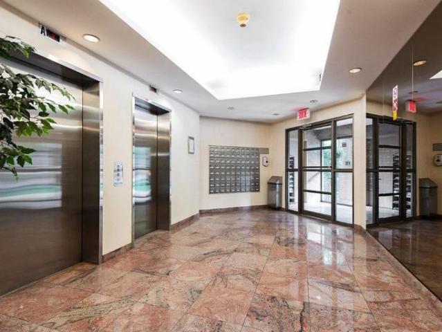 Apartment 1 Bedroom For Rent Montreal QC 1295 ES96586365
