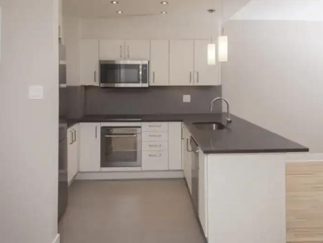 Apartment 1 Bedroom For Rent Montreal QC 2120 ES99823911