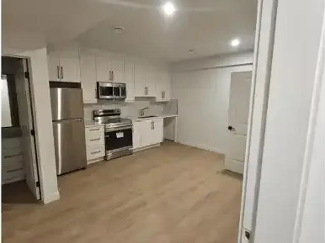 Apartment 1 Bedroom For Rent Morinville AB 1200 ES101827820