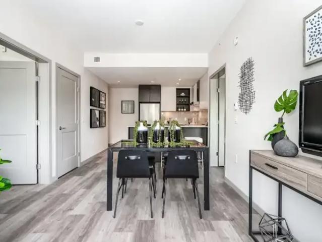 Apartment 1 Bedroom For Rent North Vancouver BC 2300 ES104470014
