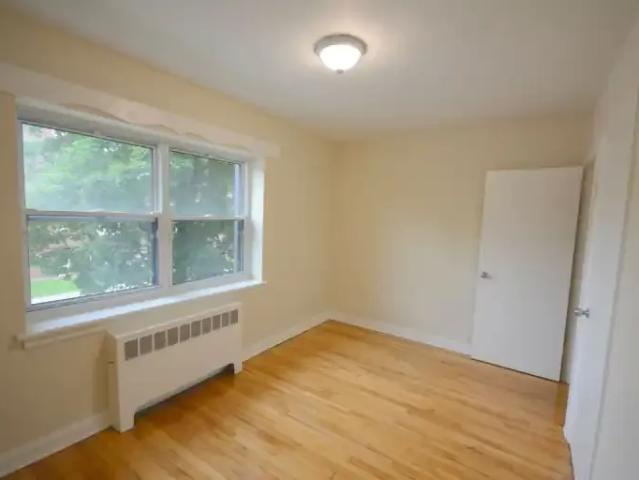 Apartment 1 Bedroom For Rent Ottawa ON 1649 ES100525905