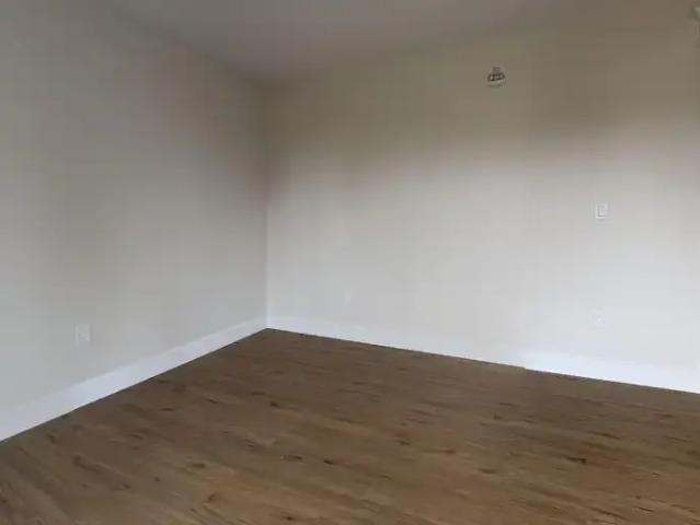 Apartment 1 Bedroom For Rent Ottawa ON 2050 ES103652761