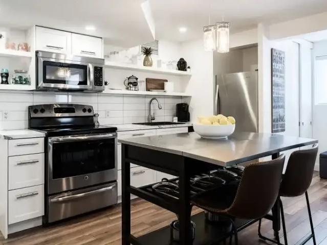 Apartment 1 Bedroom For Rent Okotoks AB 1650 ES104824324