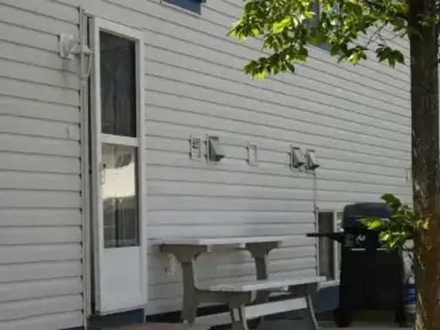 Apartment 1 Bedroom For Rent Airdrie AB 1575 ES105654096
