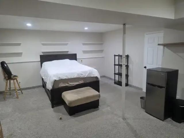 Apartment 1 Bedroom For Rent Airdrie AB 975 ES105100726