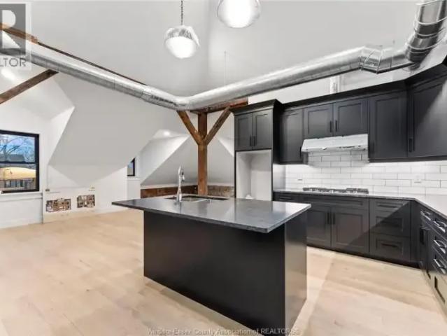 Apartment 1 Bedroom For Rent Amherstburg ON 3000 ELS100443363