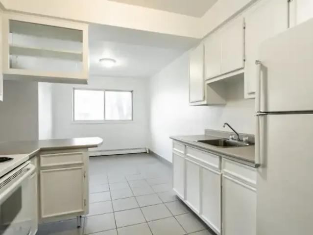 Apartment 1 Bedroom For Rent Anjou QC 960 ELS105247922