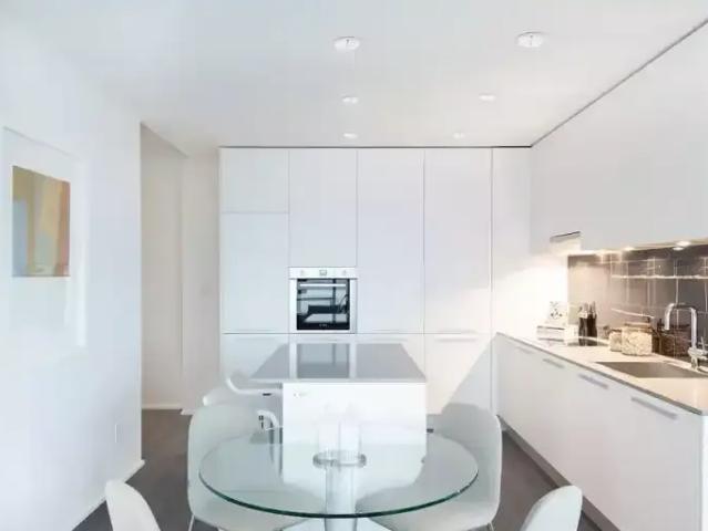Apartment 1 Bedroom For Rent Burnaby BC 2415 ES105377630