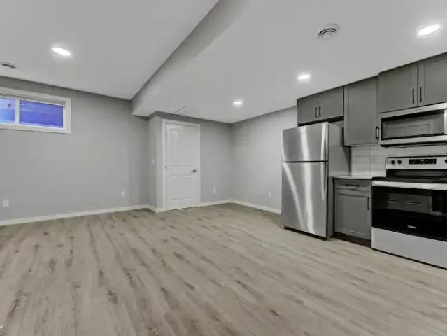 Apartment 1 Bedroom For Rent Beaumont AB 1150 ES104181511