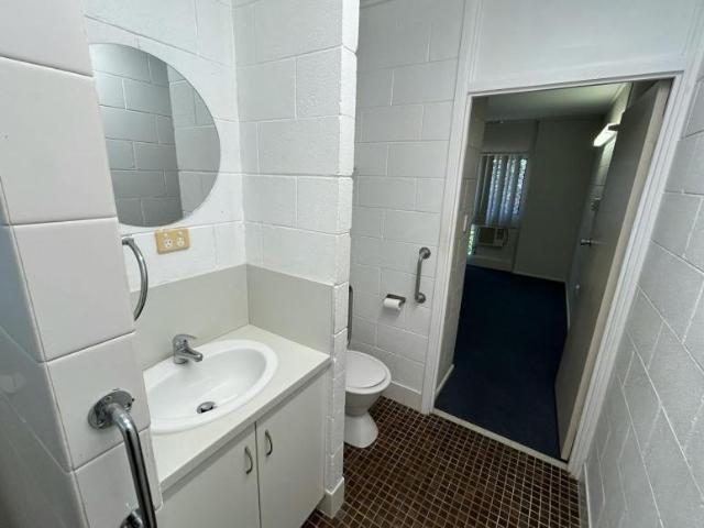 Apartment 1 Bedroom For Rent Belgian Gardens QLD ES105943096