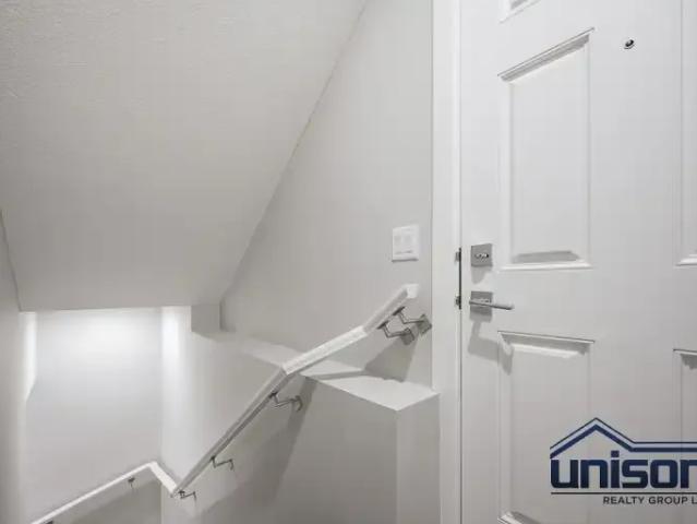 Apartment 1 Bedroom For Rent Calgary AB 1000 ES104957330