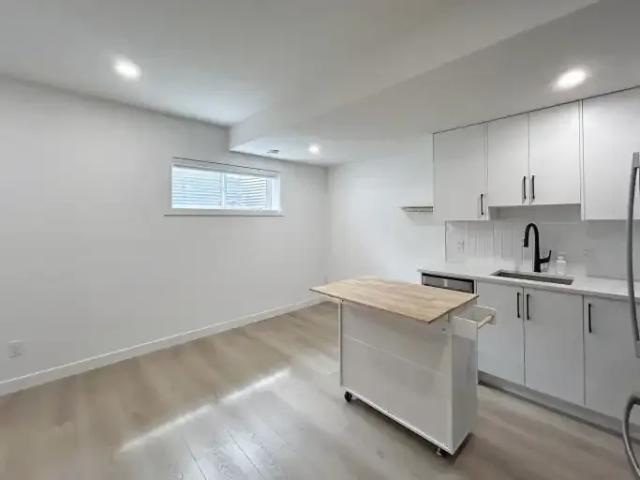 Apartment 1 Bedroom For Rent Calgary AB 1250 ES105150821