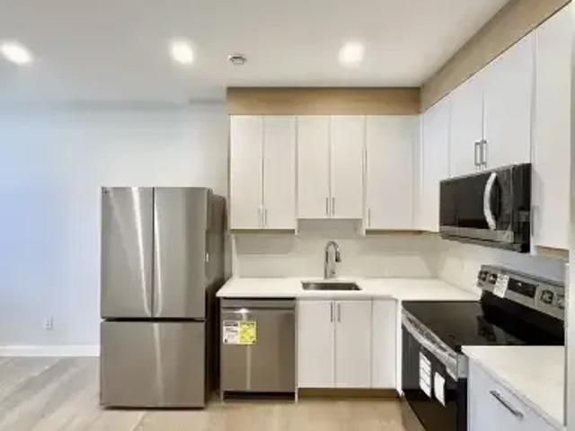 Apartment 1 Bedroom For Rent Calgary AB 1250 ES105110812