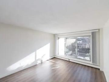 Sunalta, Calgary, Alberta - Balcony