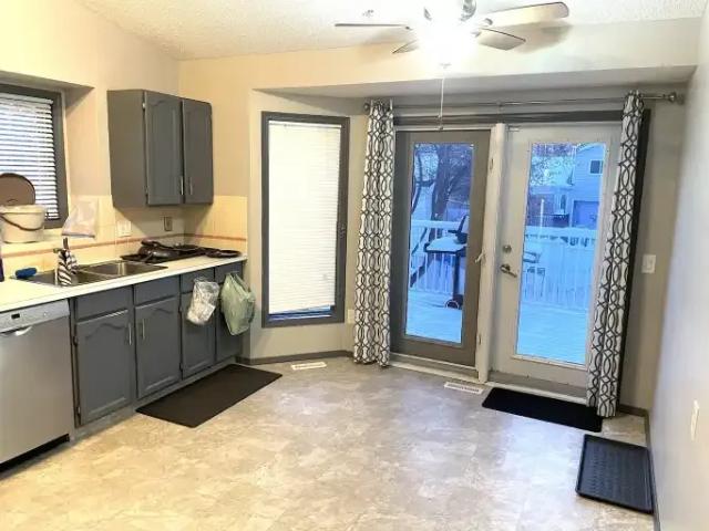 Apartment 1 Bedroom For Rent Calgary AB 1200 ES104180875