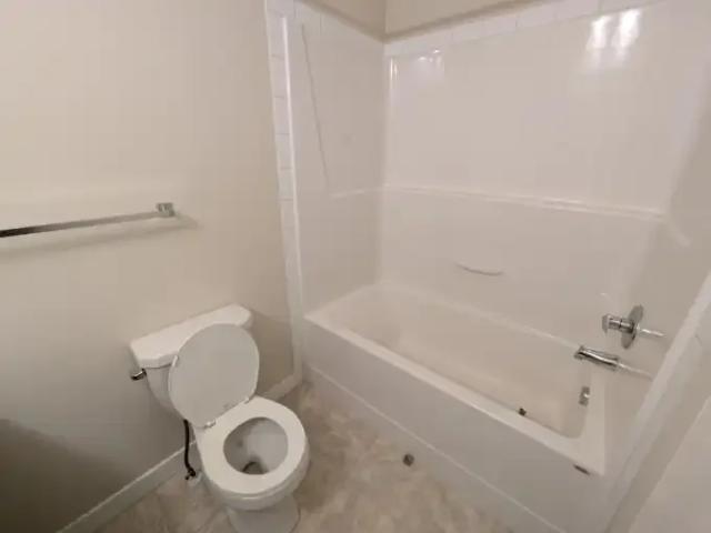 Apartment 1 Bedroom For Rent Calgary AB 800 ES104401409