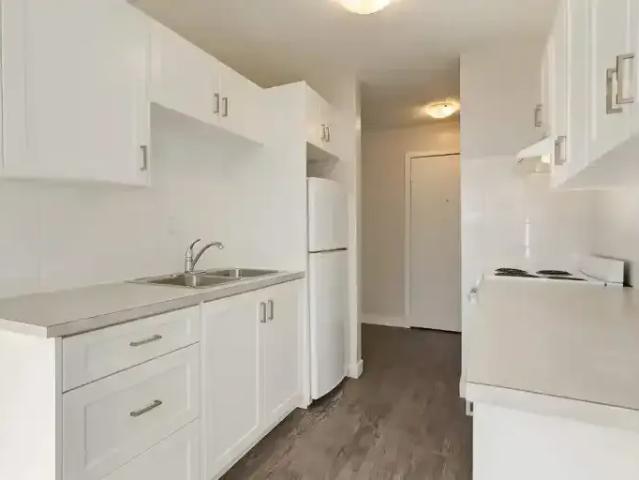Apartment 1 Bedroom For Rent Camrose AB 1309 ES102752089