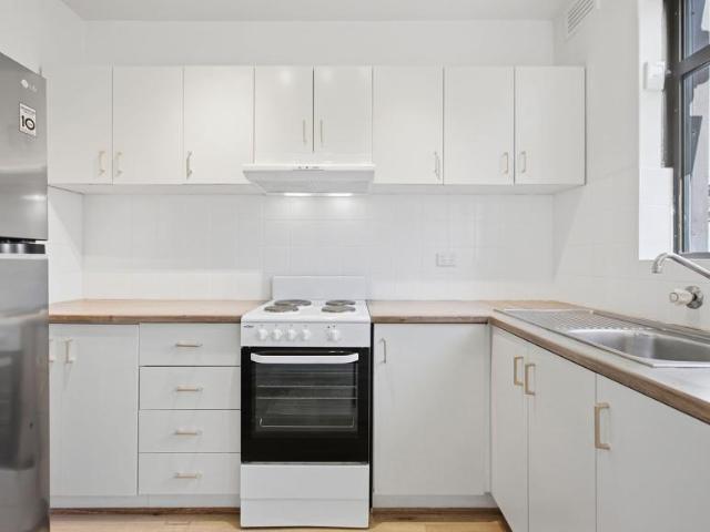 Apartment 1 Bedroom For Rent Carnegie VIC 495 ES105380461
