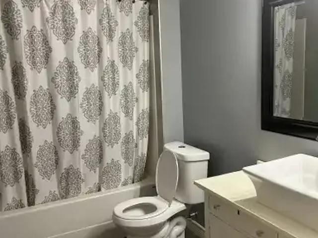Apartment 1 Bedroom For Rent Cochrane AB 1300 ES106044736