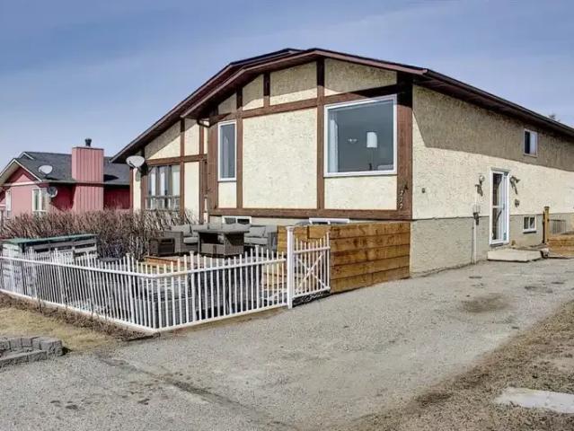 Apartment 1 Bedroom For Rent Cochrane AB 950 ELS105248896