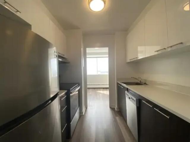 Apartment 1 Bedroom For Rent Cote Saint QC 1282 ES102085522