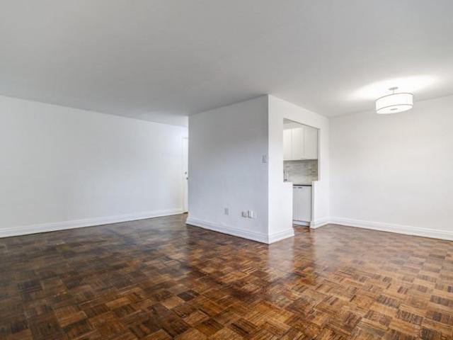 Apartment 1 Bedroom For Rent East York ON 1955 ES96588064