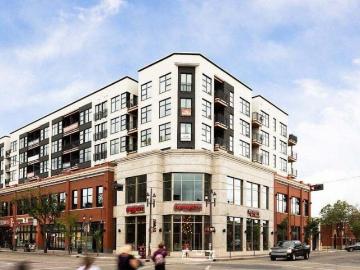 Queen Alexandra, Edmonton, Alberta - Patio