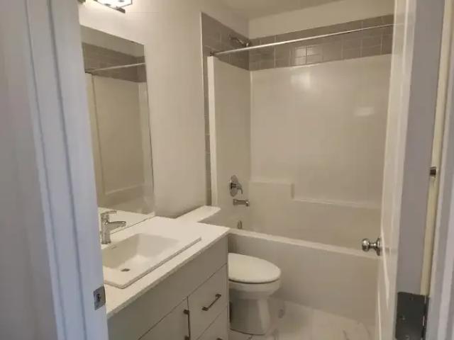 Apartment 1 Bedroom For Rent Edmonton AB 1050 ES105118583